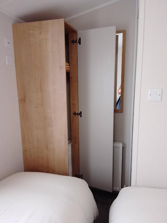 3 Bed ,Sleeps 8 Caravan California Cliffs Holiday Park Scratby Eksteriør bilde